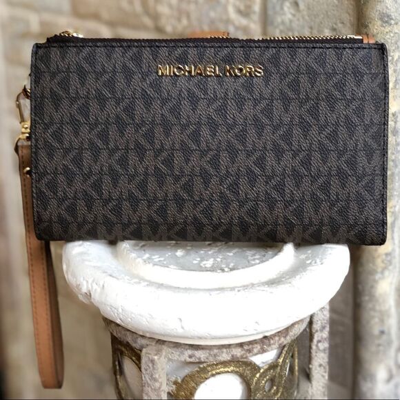 MICHAEL KORS Double Zip LOGO VanillaBrown Wristlet - Picture 1 of 7